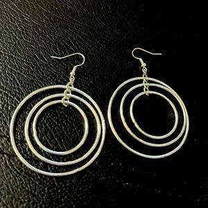 Circle earrings